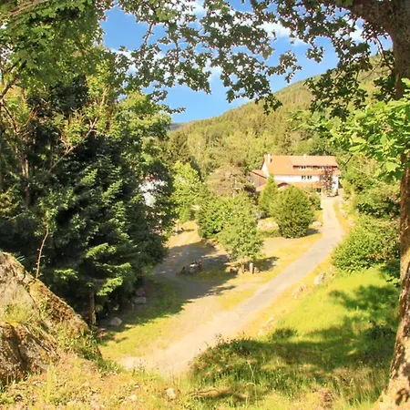 Chalet Chaleureux A Avec Vue Sur Montagne シャレー *